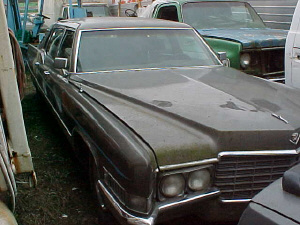 _1969_CADILLAC_LIMO_all_complete_runs_exc_no_papers_2500_